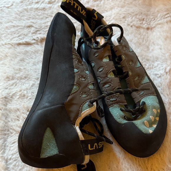 La Sportiva Tarantulace Leather Climbing Shoes 37.5 EU 5.5 M 6.5 W US - Picture 5 of 5